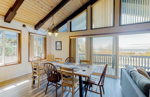 Rockaway Beach House | Rockaway Beach House