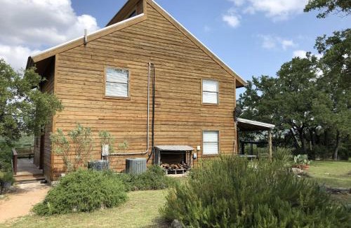Pipe Creek House | Rockin' B Ranch Bluff House