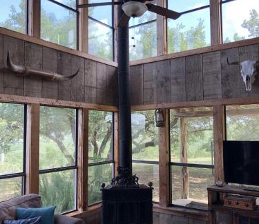 Pipe Creek House | Rockin' B Ranch Bluff House