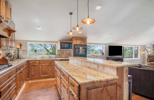Pipe Creek House | Rockin' B Ranch Creek View Barndominium