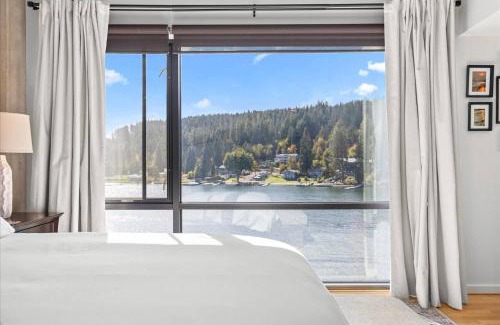 Coeur d'Alene House | Rockin' on the River