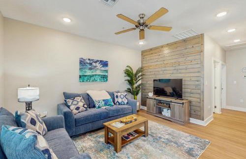 Fulton House | Rockport Oasis Retreat