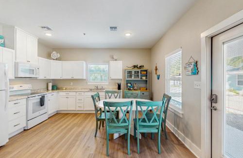 Fulton House | Rockport Oasis Retreat