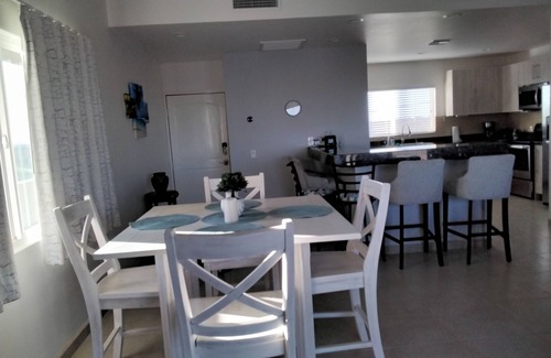 Puerto Penasco Condo | Rocky Point! five Minute Walk To The Beach Access! Two Car Garage For Your Toys!