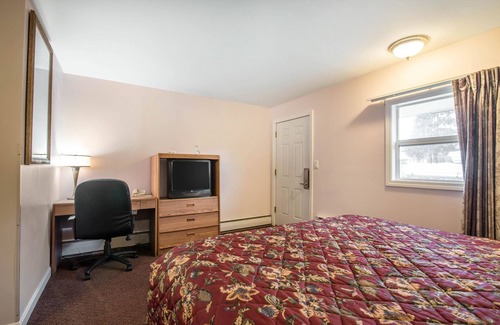 Bellows Falls Hotel | Rodeway Inn Bellows Falls