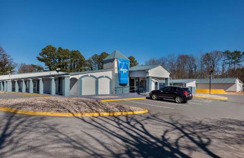 Toddville Road Hotel | Rodeway Inn Charlotte Airport Area