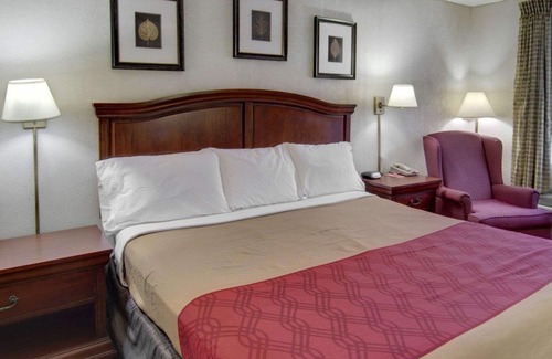 El Dorado Hotel | Rodeway Inn Conference Center El Dorado
