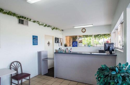 Fort Pierce Hotel | Rodeway Inn Fort Pierce I-95