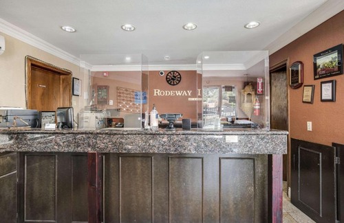Temecula Hotel | Rodeway Inn Old Town Temecula