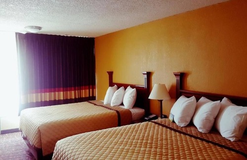Concord Hotel | Rodeway Inn