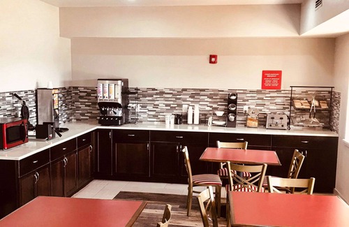Stephenville Hotel | Rodeway Inn