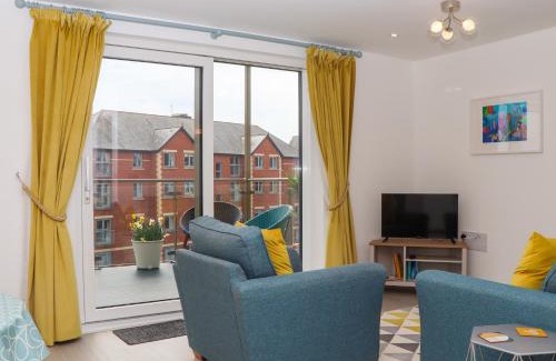 Exmouth Apartment | Rolles Rainbow