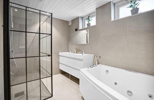 Ullensaker House | Rom i Leilighet nærheten av Gardemoen Norway, 15C Østli