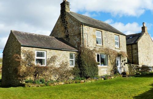 Hallington House | Roman Cottage - - Hadrian's Wall dark sky outpost.