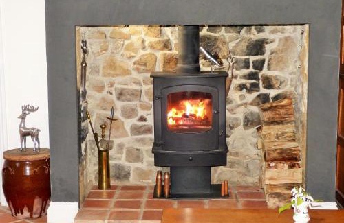 Hallington House | Roman Cottage - - Hadrian's Wall dark sky outpost.