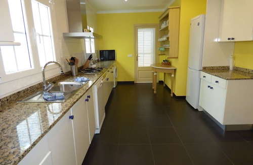 Mal Pas-Bon Aire Villa | Roman villa Bonaire, near the beach, WiFi, pool, A/C, quiet area ETV2144