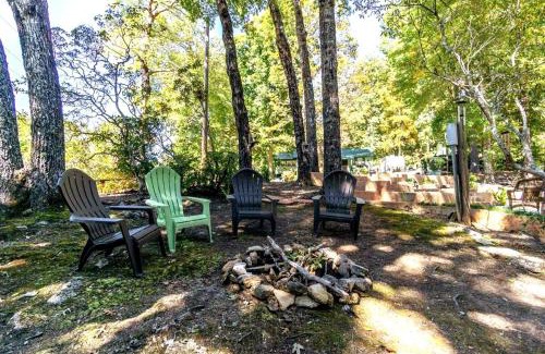 Lake Lure House | Romantic Cabin Getaway minutes from Chimney Rock