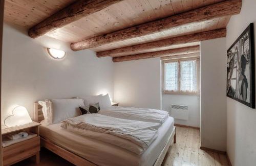 Osco Ski Chalet | Romantic Chalet in the Leventina Mountains by Quokka 360 - Romantic Chalet