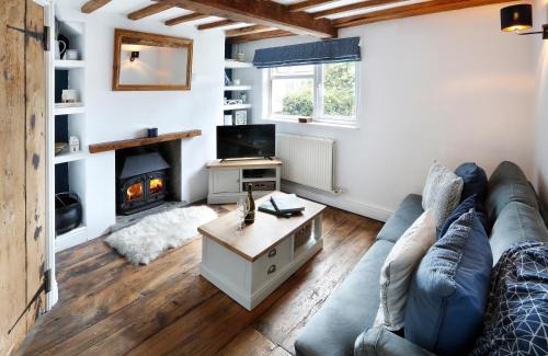 Chipping Campden House | Romantic Cotswold Cottage- dog friendly and village location