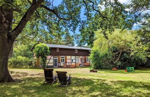 Baekern House | Romantic country idyll - former inn with large garden, fireplace, near the forest and lake