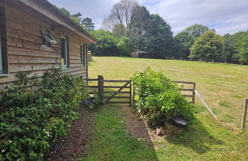 Burstock Cottage | Romantic Dorset Stables Stay - Scenic Views & Countryside Calm