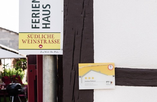Billigheim-Ingenheim House | * Romantic half-timbered holiday home in the South Palatinate - here is the PFALZCARD