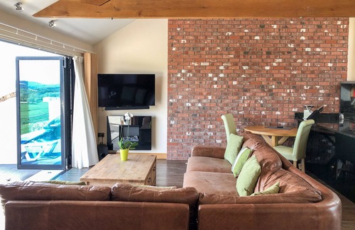 Marhamchurch Apartment | Romantic self catering apartment near Bude, Cornwall