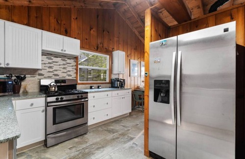 Port Sanilac House | Romantic Shores Hideaway - Beachfront Getaway!