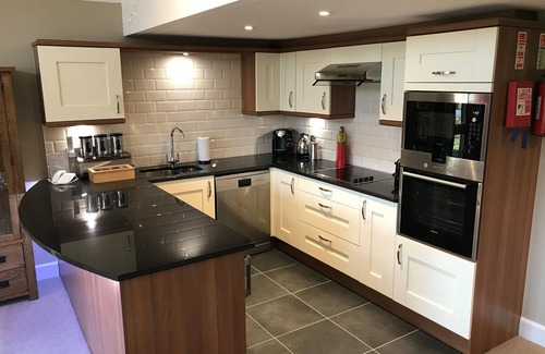 Alexandria Cabin | Romantic/Valentines Lodge by Loch Lomond