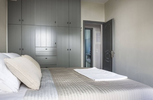 Logarata Apartment | Romantic Villa at Myrtos Bay