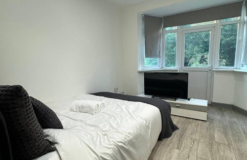 Pettits Apartment | Romford Studio Retreat