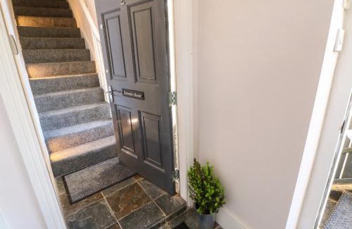 Barnard Castle House | Ronnie's Roost