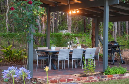 Margaret River House | Roo’s Leap Retreat Spacious, modern home on a tranquil bush block