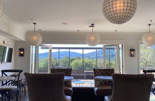 Wayland Park Apartment | Rooftop Penthouse Overlooking VA Wine Country/Mountain Views/Dtwn Crozet