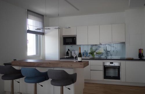 Tulln an der Donau Apartment | Rooftop Tulln operated by revLIVING