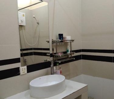 Daun Penh House | Room 12 - Studio in a villa 5mn walk from the Royal Palace with swimming pool