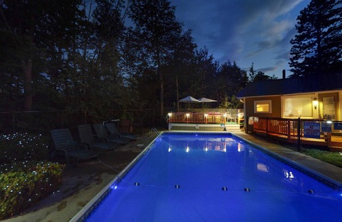 Weirs Beach House | Room 9 (3rd Floor with Shared Bath)