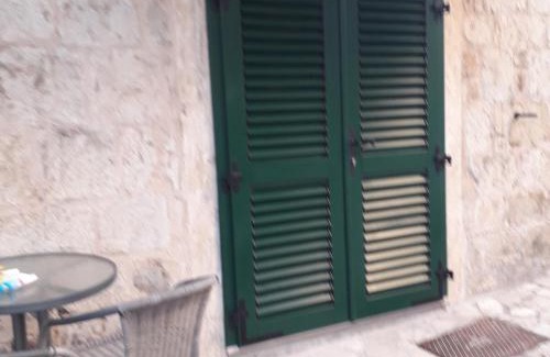 Kastel Sucurac House | room Ami
