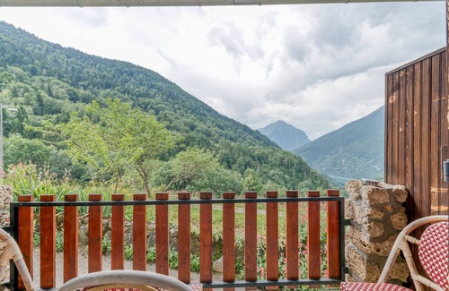 Oz Apartment | Room 'Chambre 4' with Mountain View and Balcony