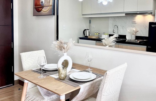 Iloilo House | Room-cozy, Modern and Homey, The Bliss S