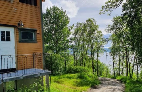 Sorreisa Municipality House | Room Finnsnes