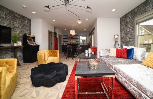 Germantown House | Room for Everyone – 7BR Luxury Stay in the Heart of Nashville