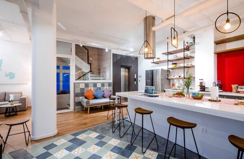 District 1 Apartment | Room in aparthotel hosted by Thu