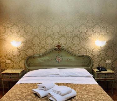 Santa Croce Apartment | Room In Apartment - Hotel Walter - Great Stay