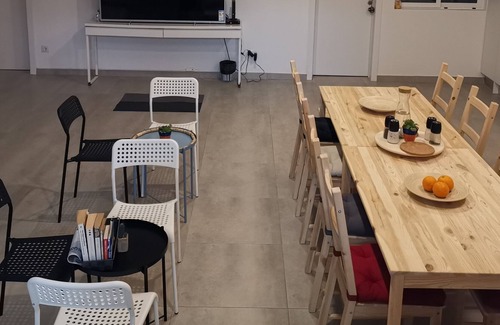 Costa de Caparica Apartment | "room in Guest Room - Caparica Poshtel An Luxury Hostel"