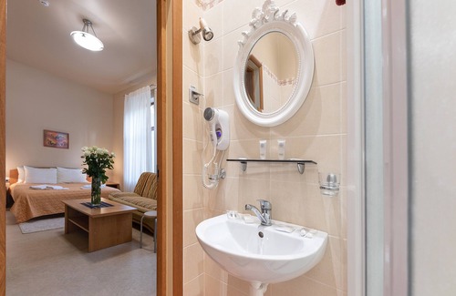 Jurmala Hotel | Room in Guest Room - Valensija - Studio Apartment