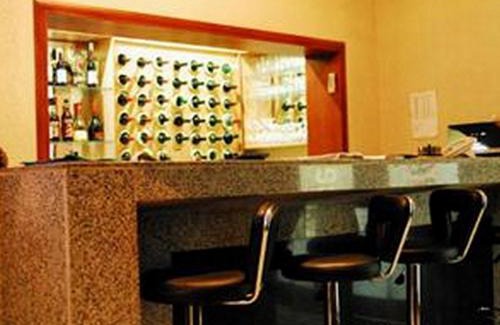 Ikeja House | Room in Lodge - Eaglespark1960 Hotel - Standard