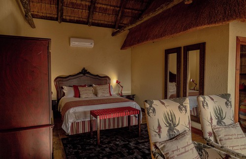 Mookgopong House | Room in Lodge - Mmakuba Game Lodge, Two Bedroom Villa 3