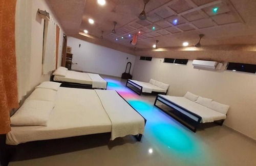 Anaimalai Hotel | Room in Lodge - Royal Cottage, Anaimalai Room 3