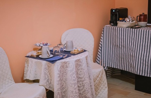 Fermo House | Room in PALACE, in the historic center